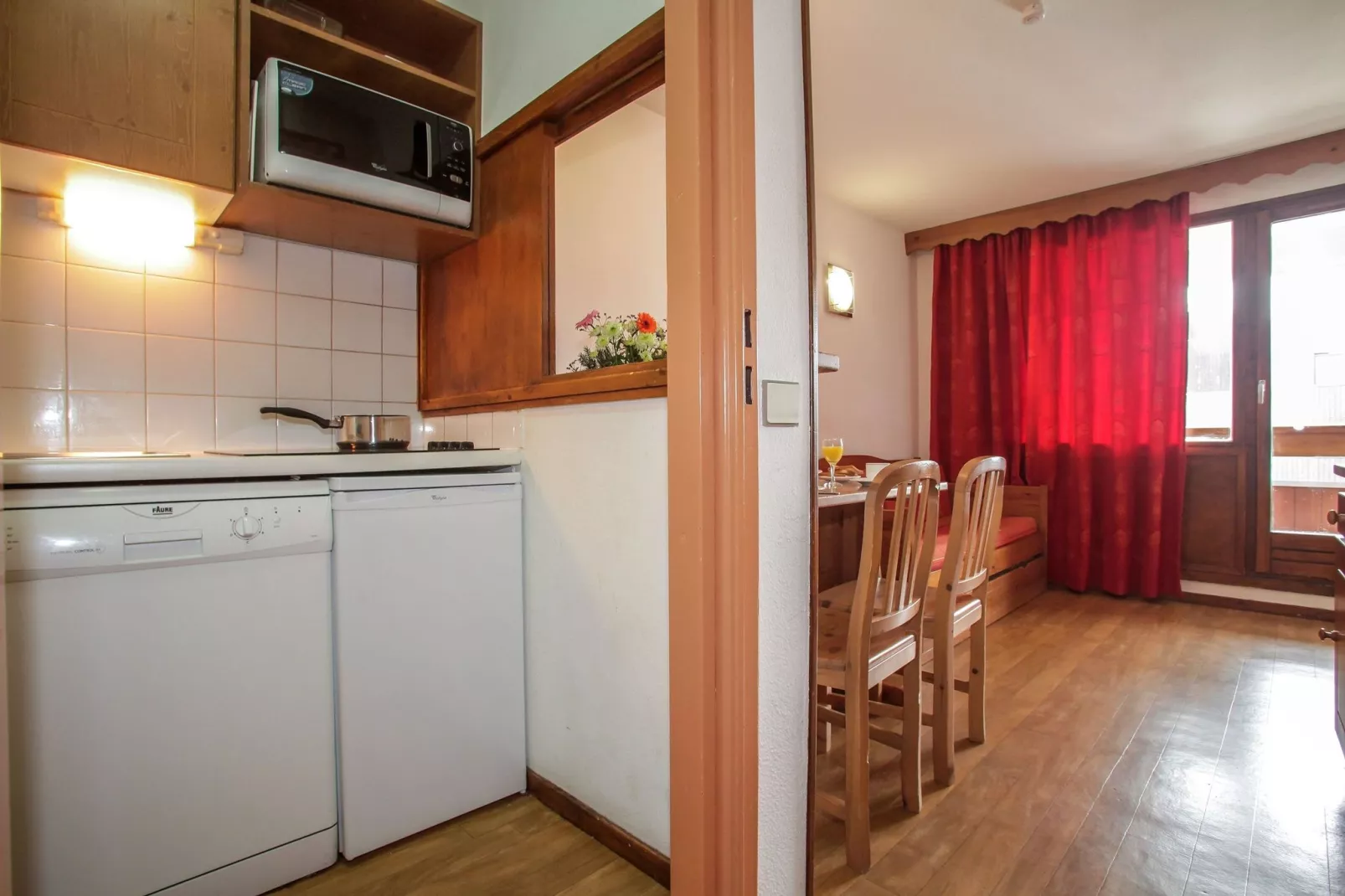 Le Hameau du Borsat 2-Kitchen