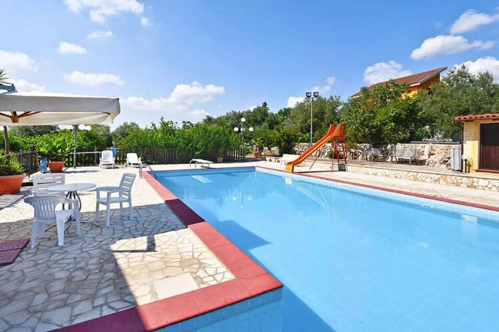Ferienhaus Solarino-Villa Eureka-Schwimmbad