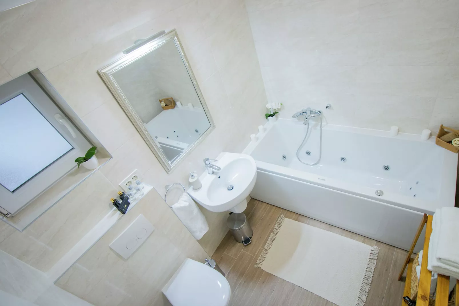 Villa Lukica-Bathroom