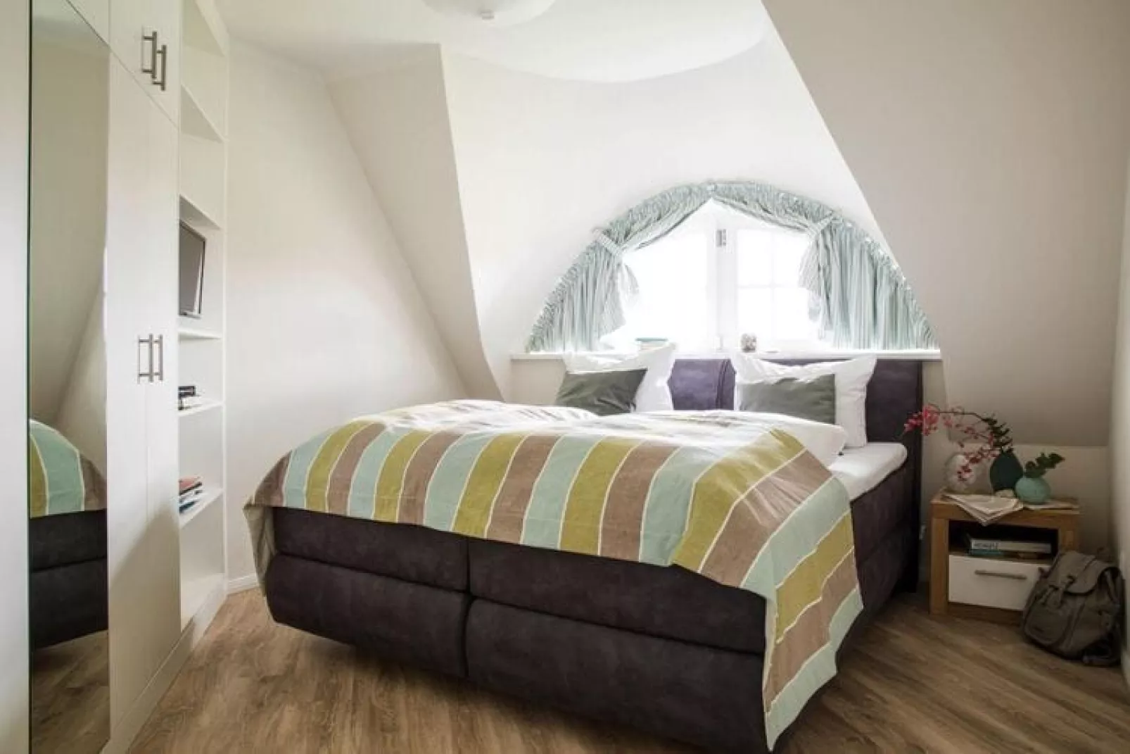 Haubenlerche 27-Bedroom