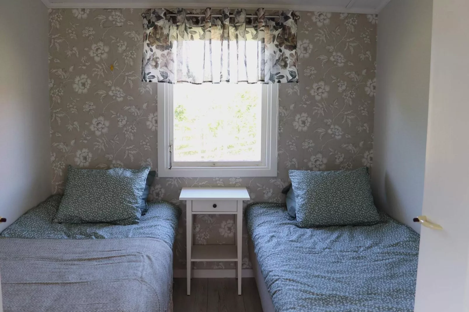 5 person holiday home in TRÄSLÖVSLÄGE-By Traum-Indoor