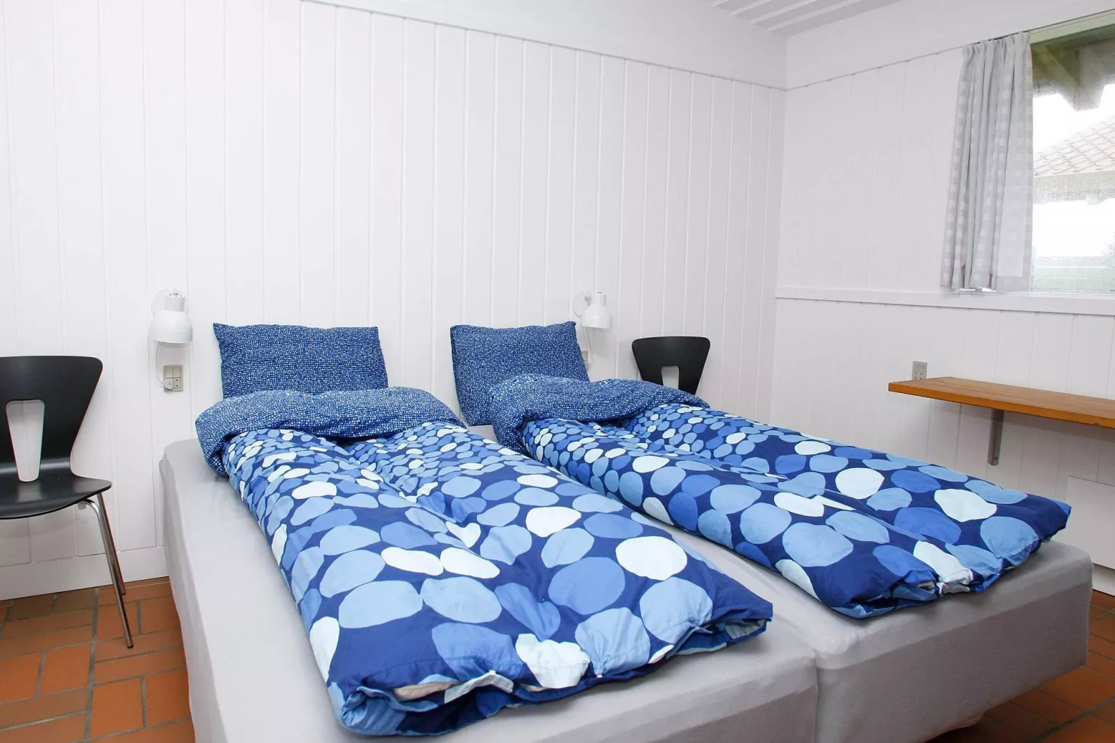C-3 room,2 bathrooms,renovated-Indoor