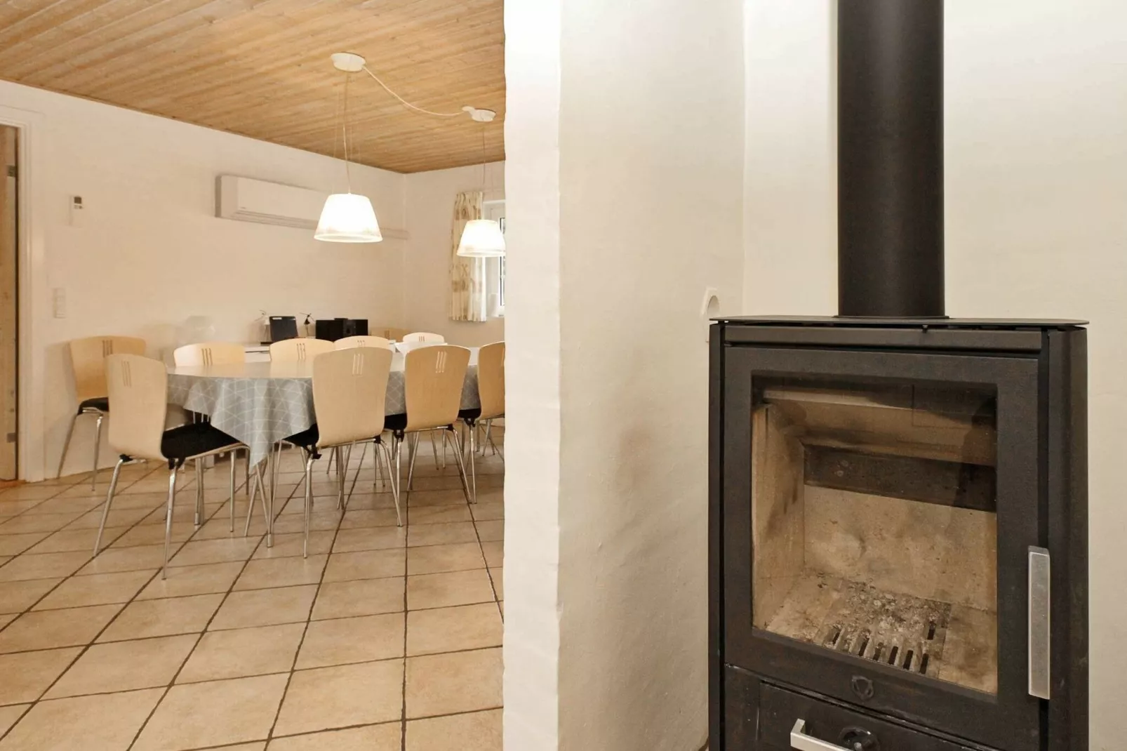12 person holiday home in Ulfborg-Indoor