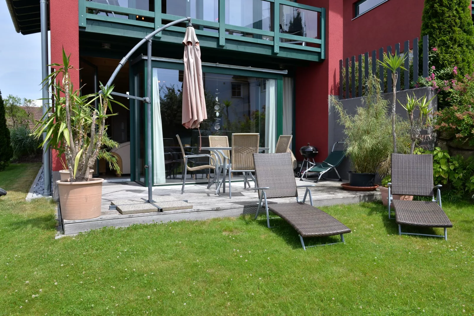 Unique holiday home in Viechtach with sauna-Gardens summer