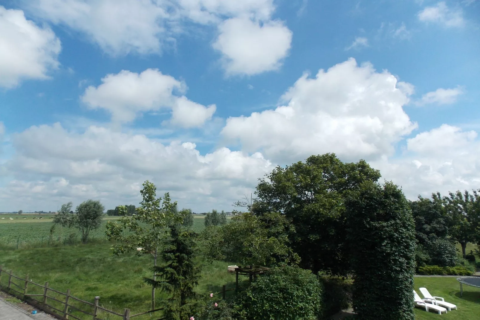Frontzate-View summer