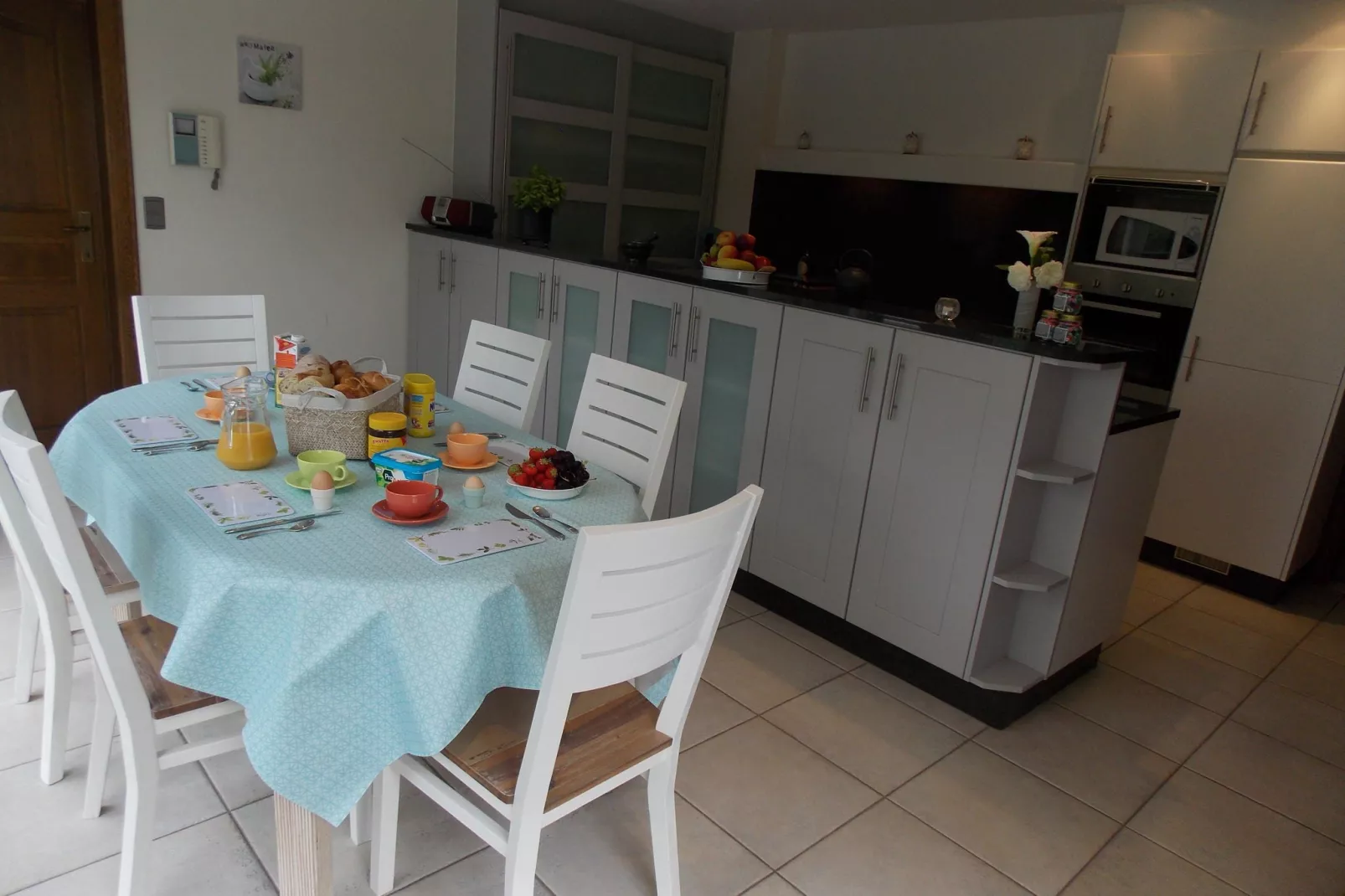 Frontzate-Dining room