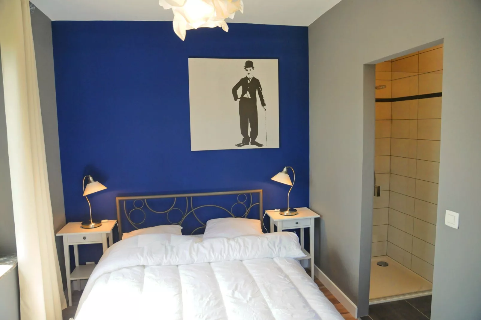 Miss Chloé-Bedroom