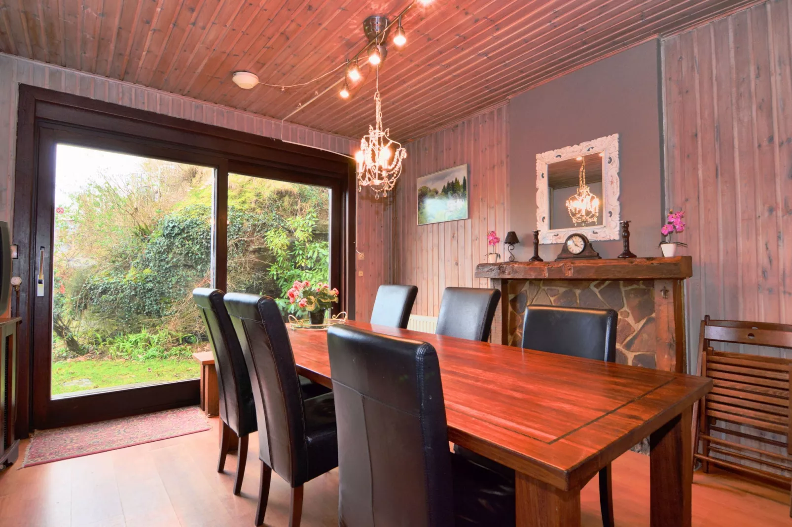La Rochoise-Dining room