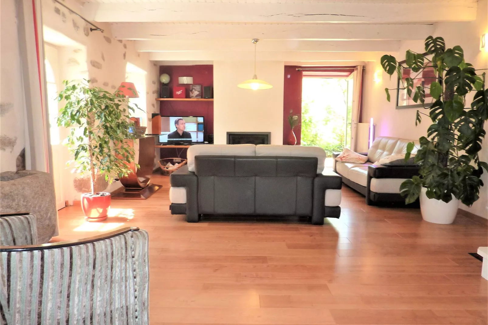 Arrée-Living room