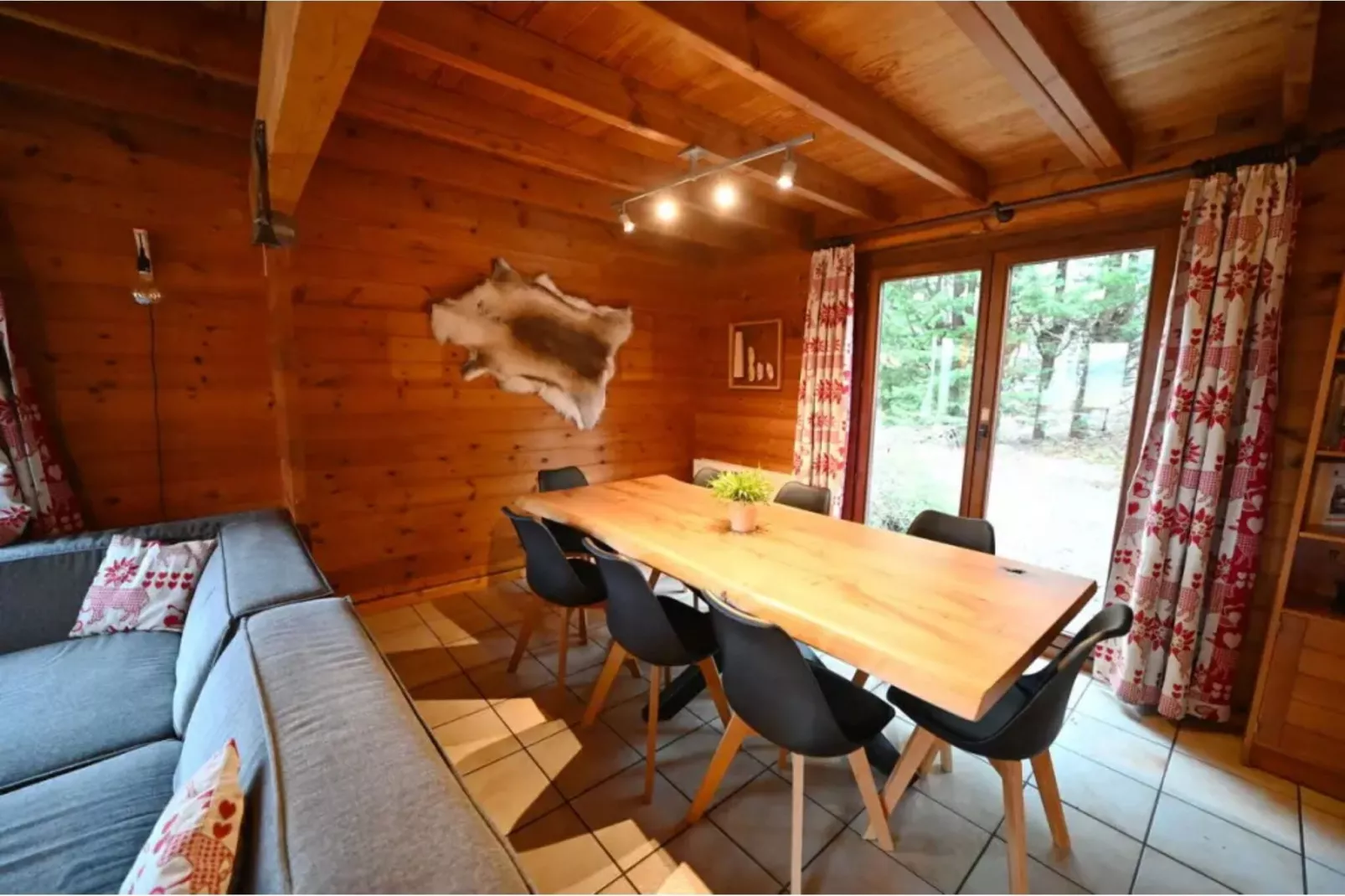 Le Mirador-Living room