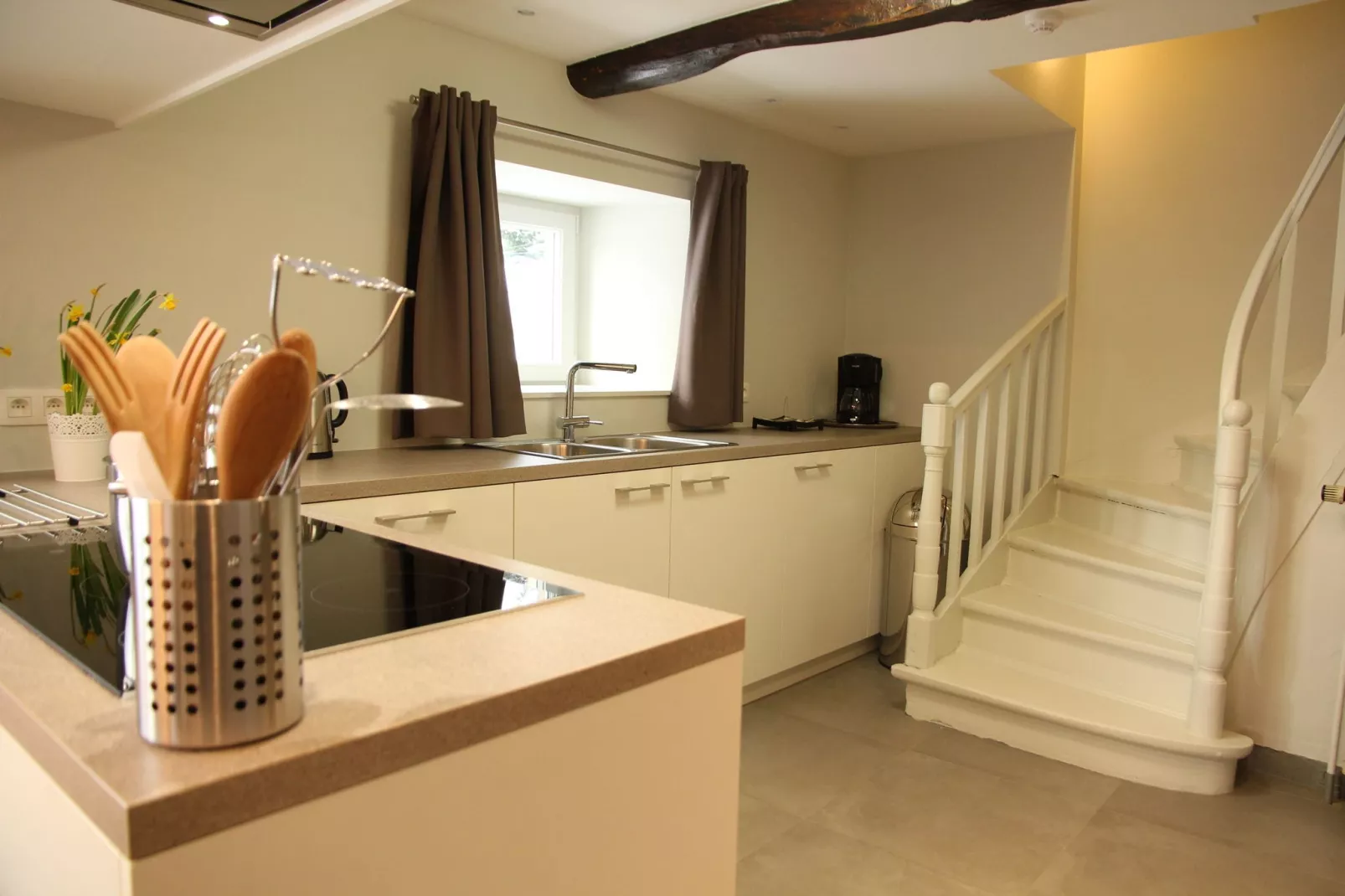 Maison Ondenval-Kitchen