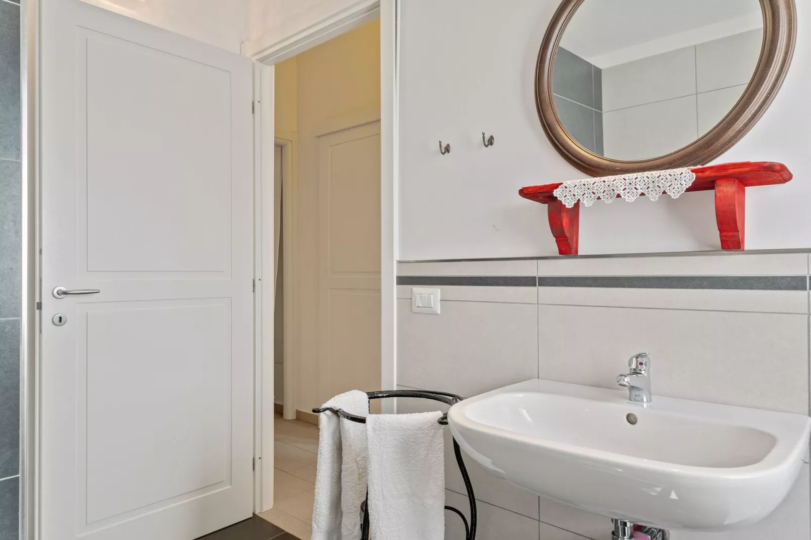 Casa Santa Giusta-Bathroom