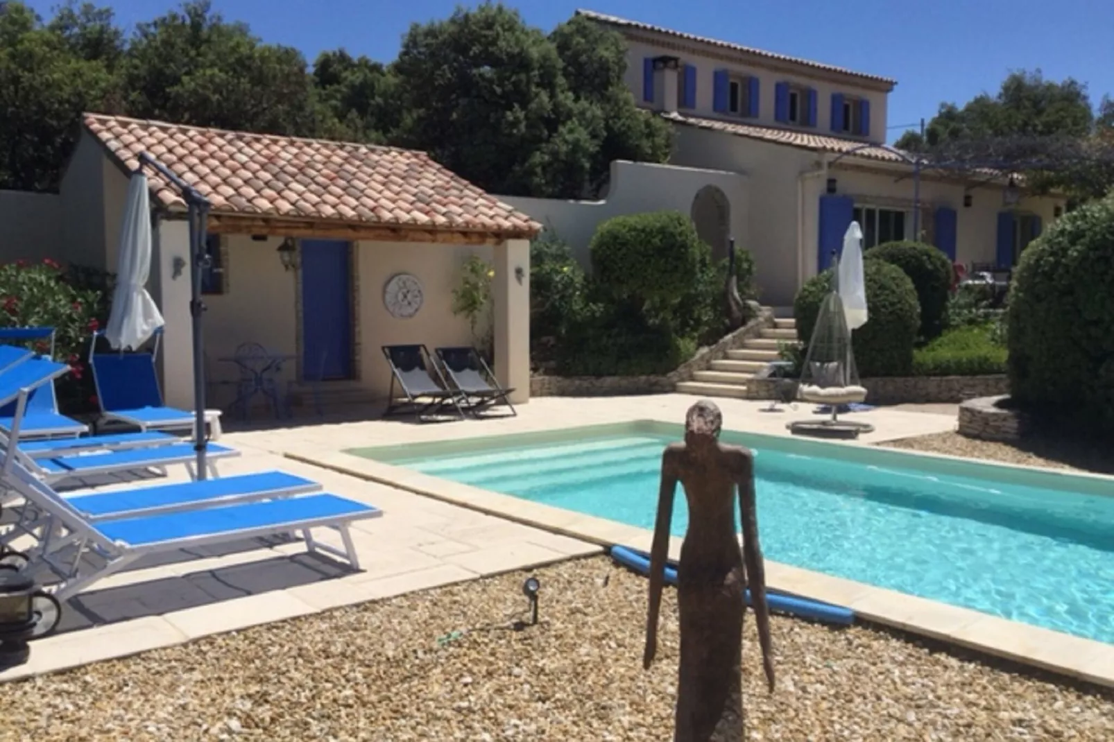 Villes sur Auzon-Exterior summer