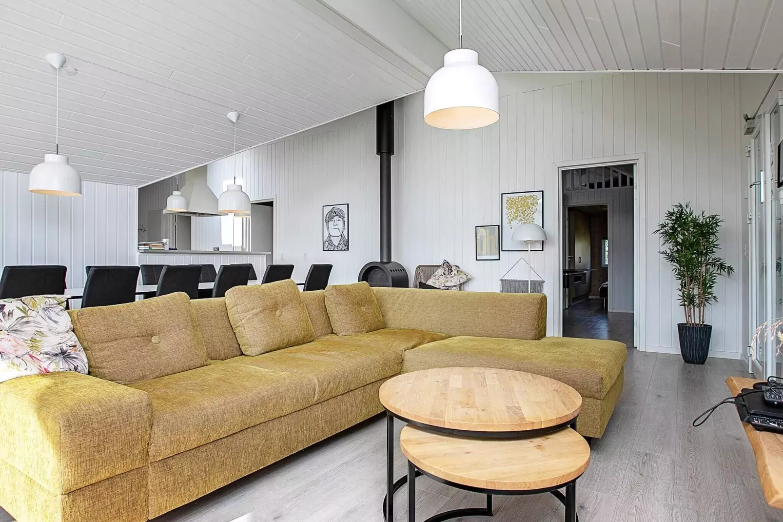 Luxury Pool Retreat - By Traum Ferienwohnungen-Indoor
