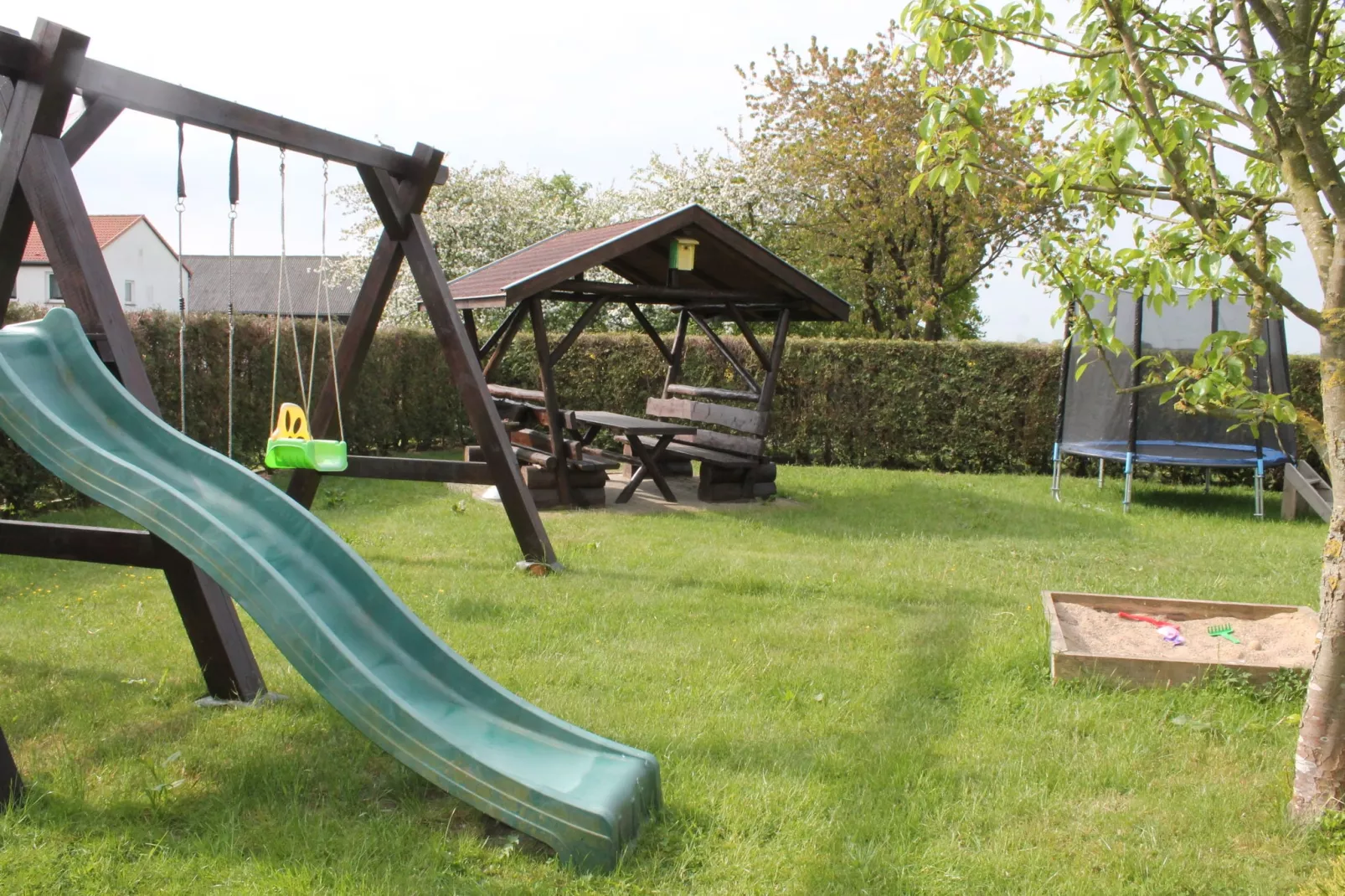 Ferienwohnung mit Koppelblick-Gardens summer