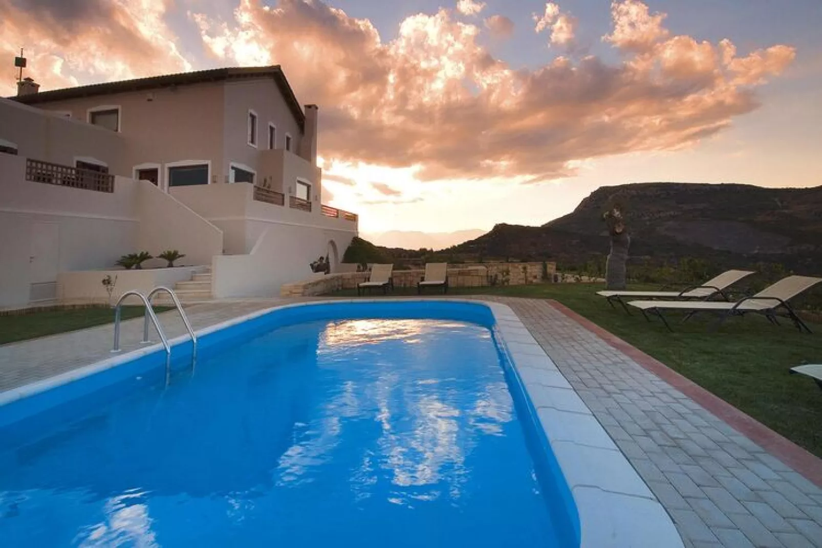 Villa, Choudetsi-Villa Selena, ca. 355 qm, 12 pax-Schwimmbad