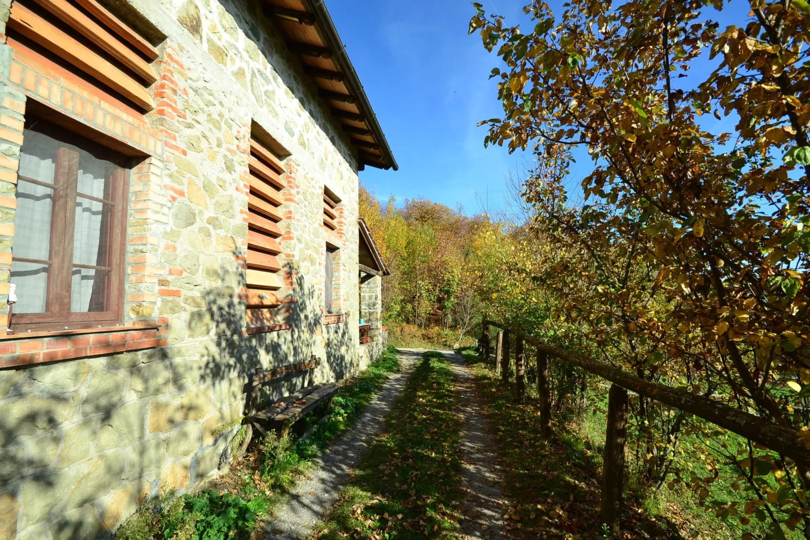 Partitoio Caprioli-Exterior summer