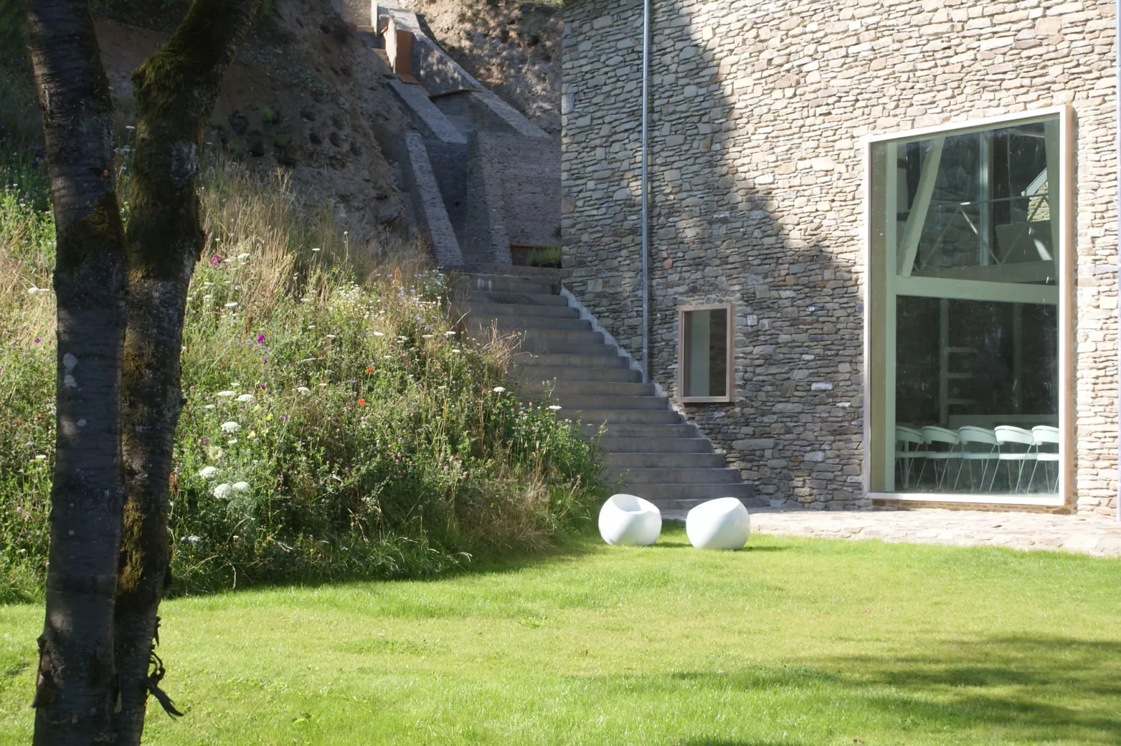 Domaine de Barbouyons-Gardens summer