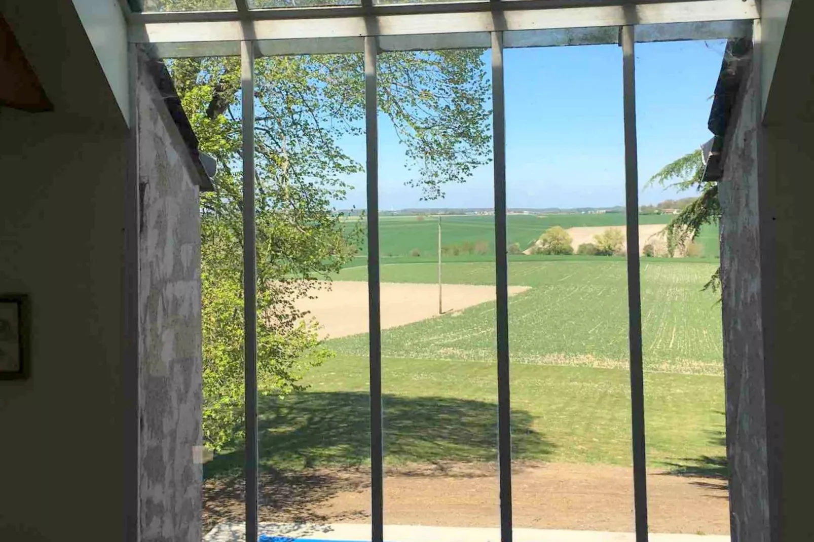 Villa Cussay-View summer