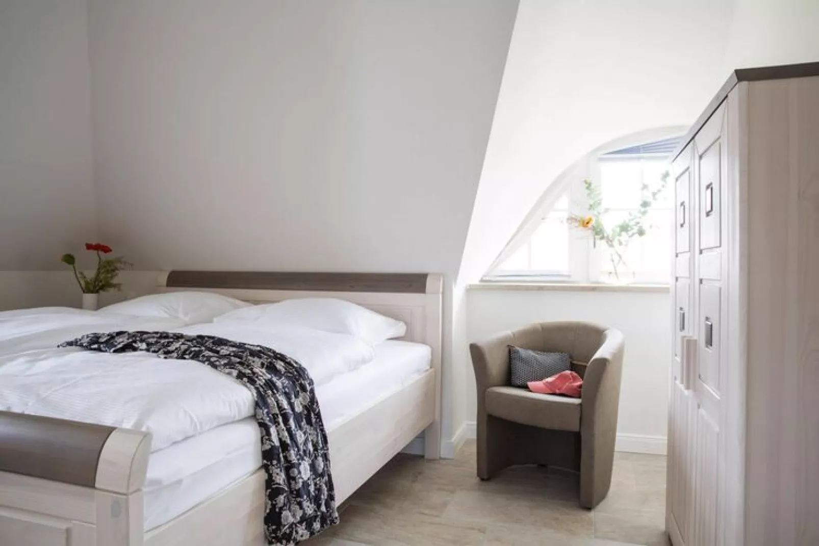 Seeadler 24-Bedroom