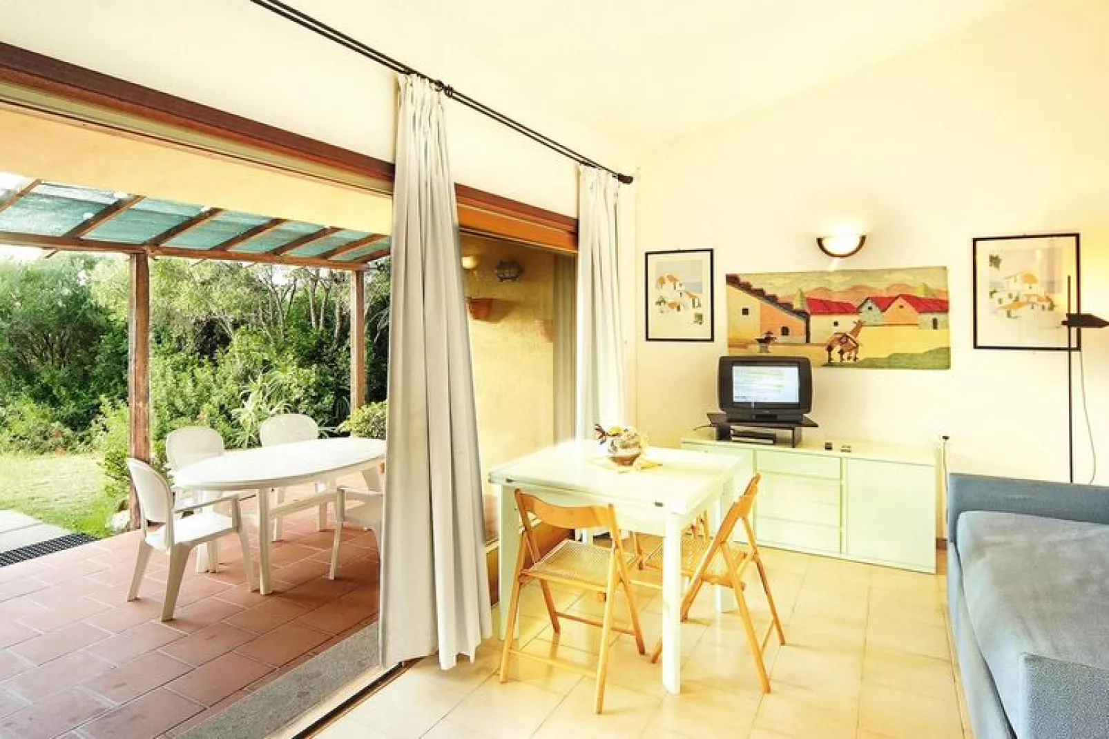 Holiday residence Il Nido dei Gabbiani Porto Pollo / Bilo Plus 5 pax in a row house-Living room