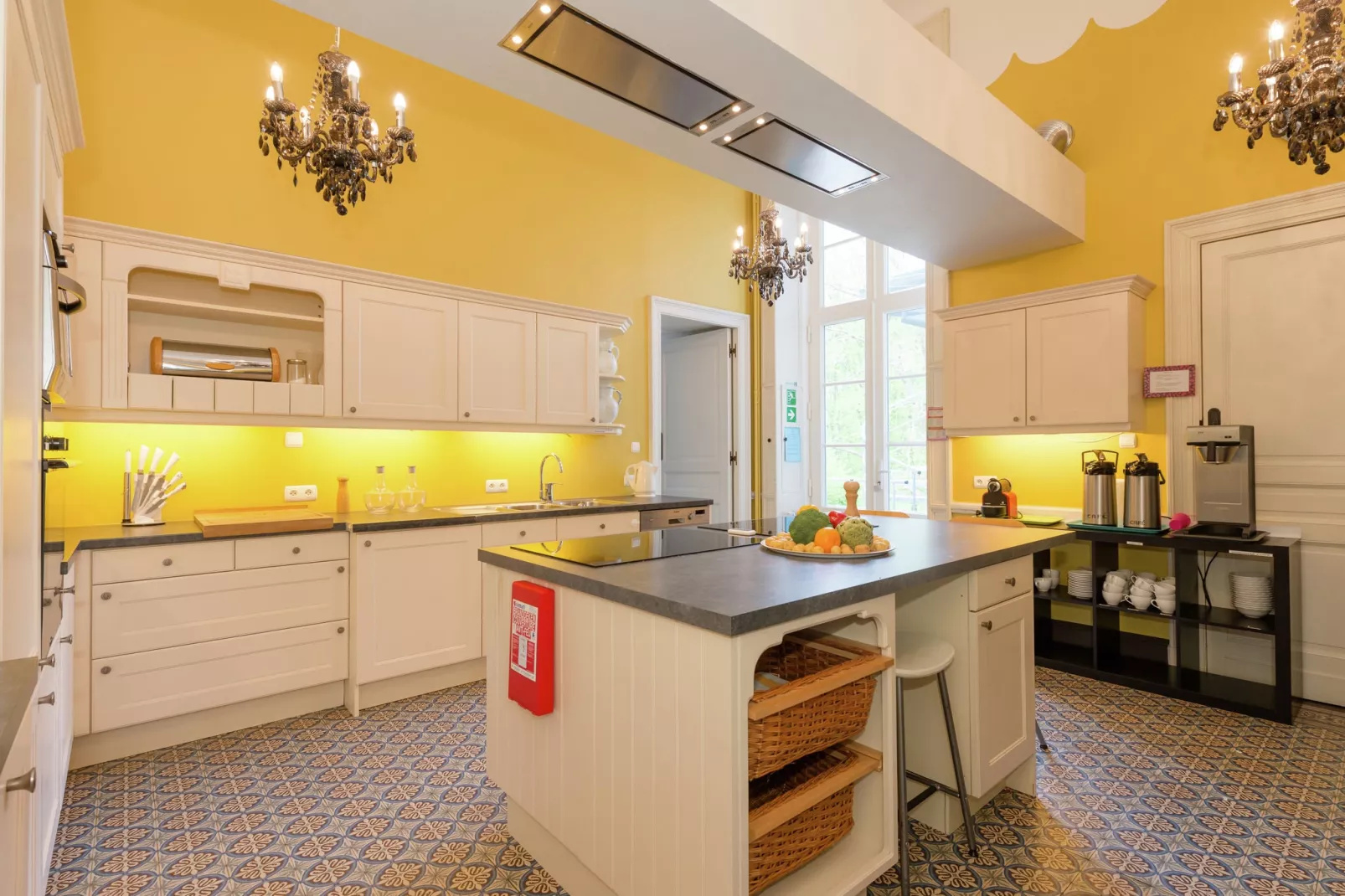Chateau Vallez-Kitchen