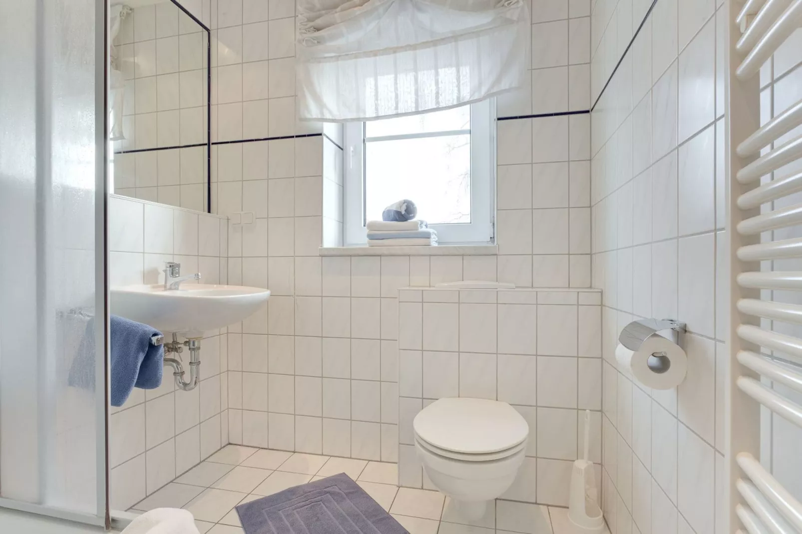 Arko 1 mit Terrasse /Strand-Bathroom