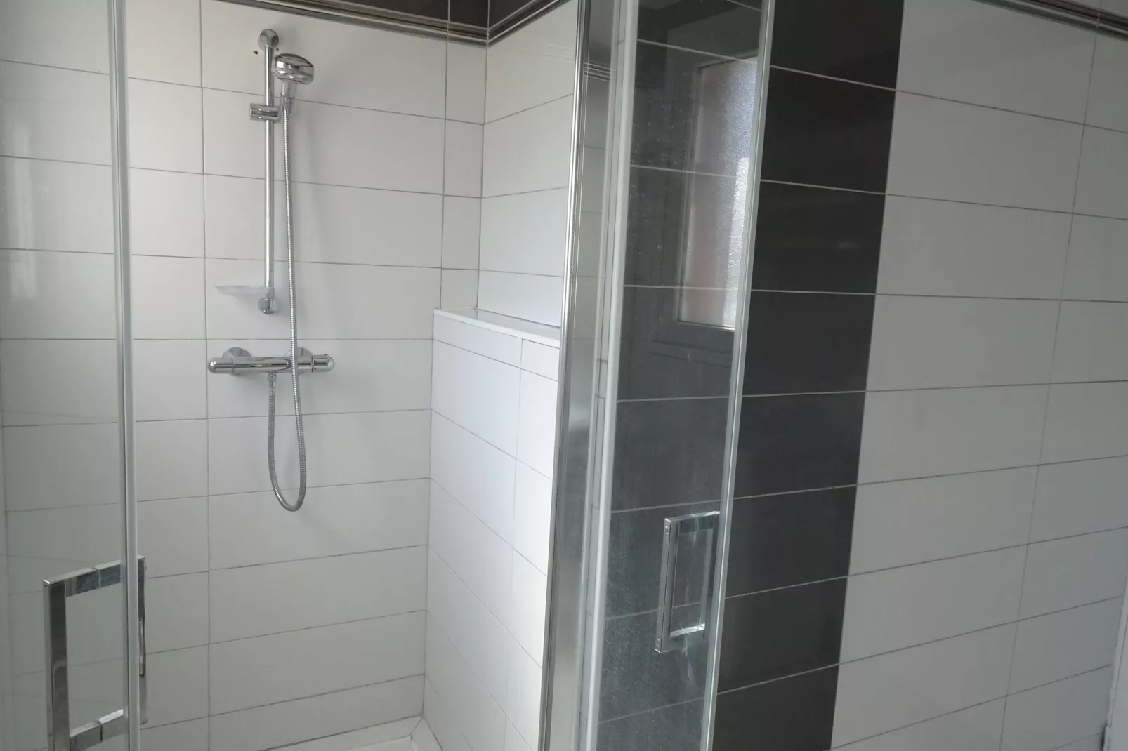Maison de vacances Trélévern-Bathroom