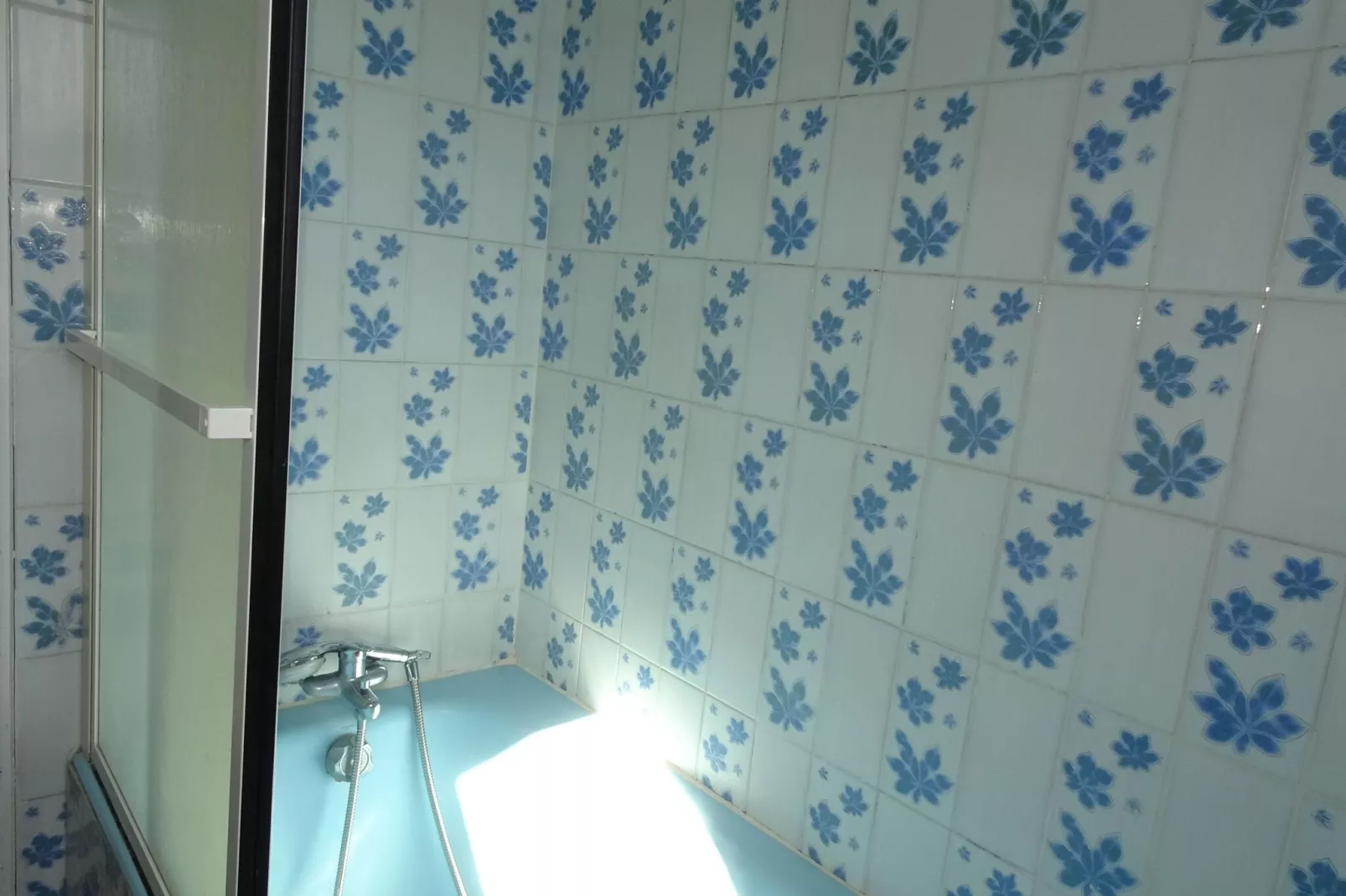 Maison de vacances Trélévern-Bathroom