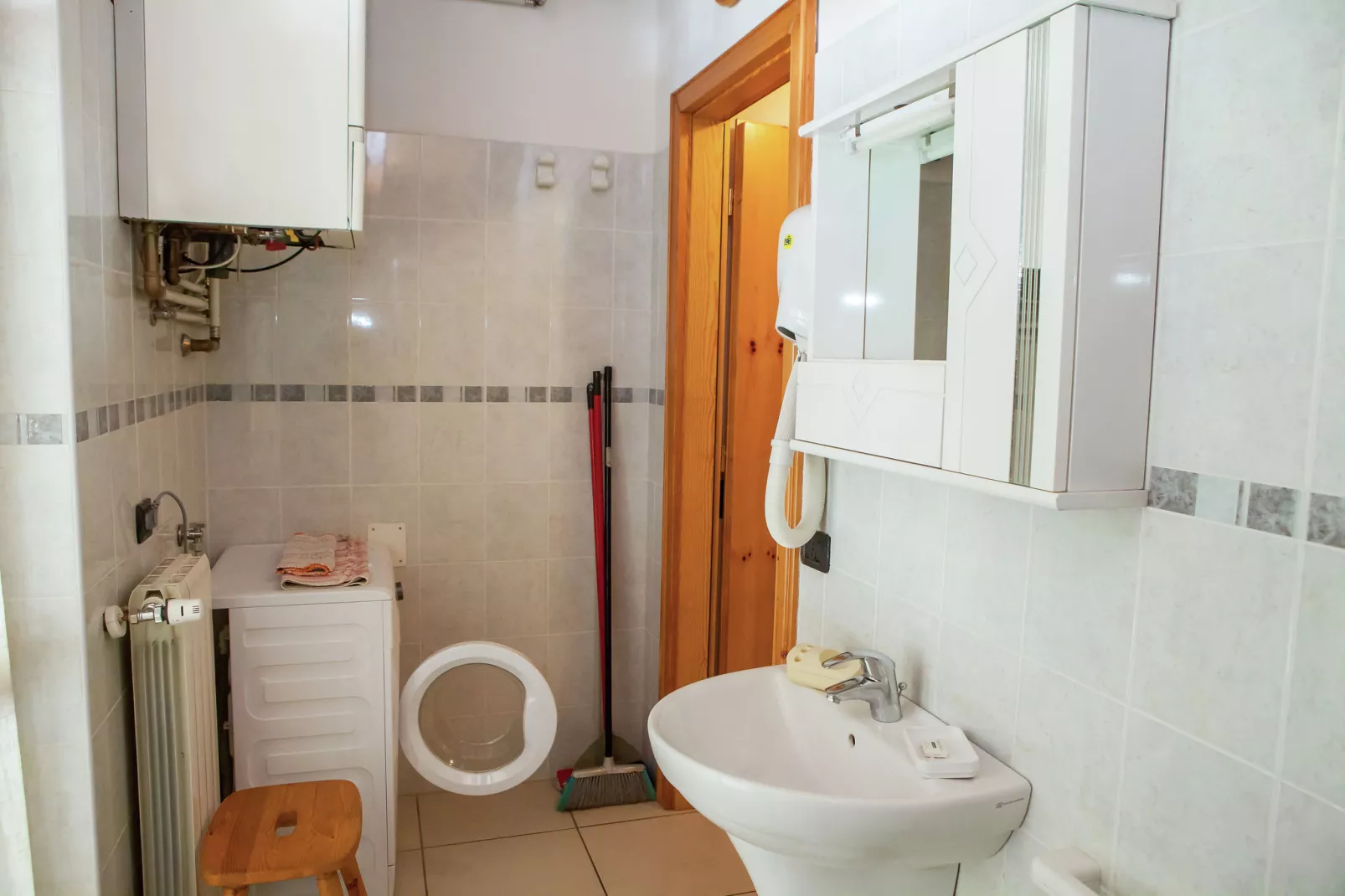 Chalet Antey Penta-Bathroom