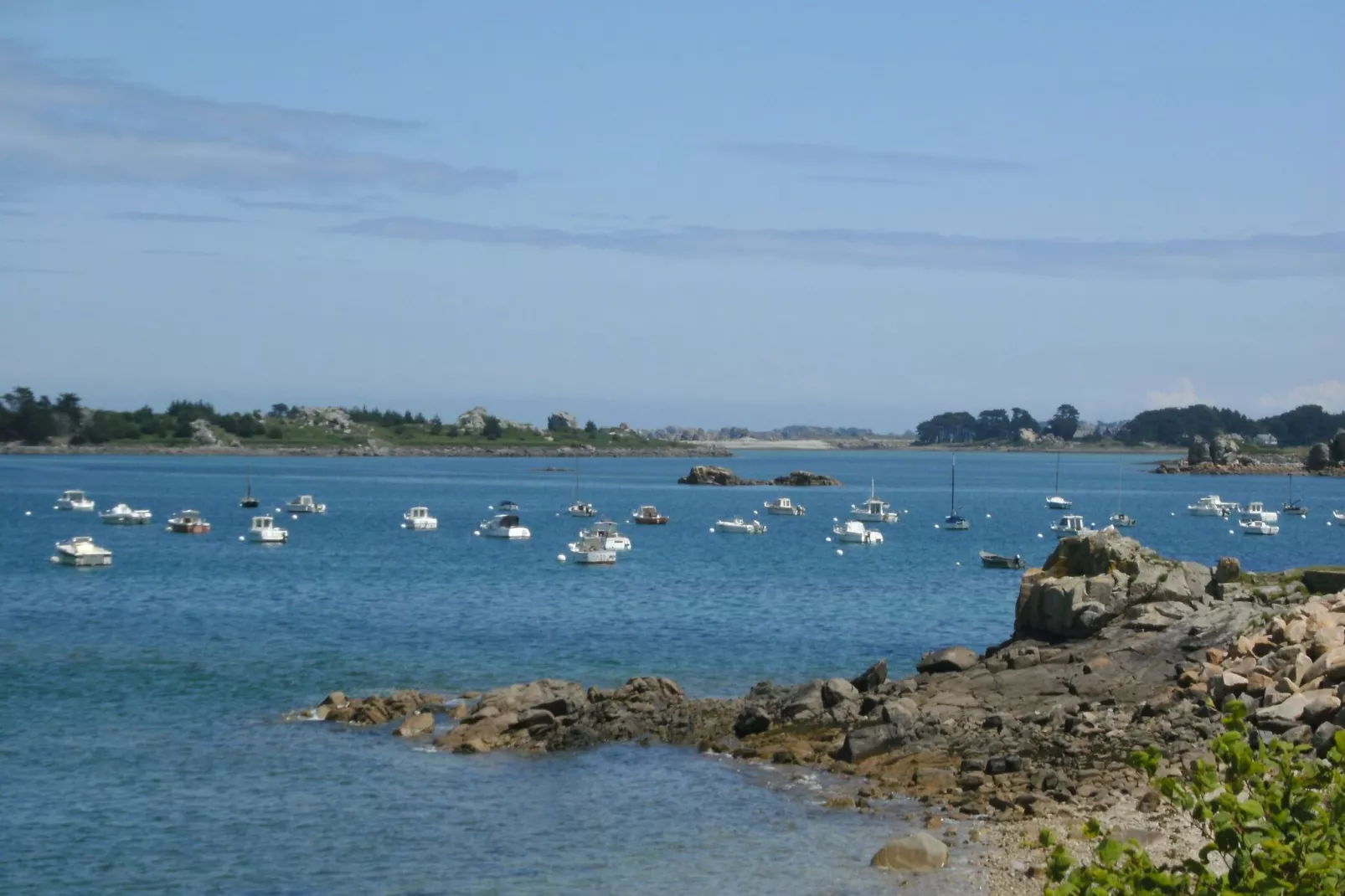 Maison de vacances Trélévern-Areas summer 5km