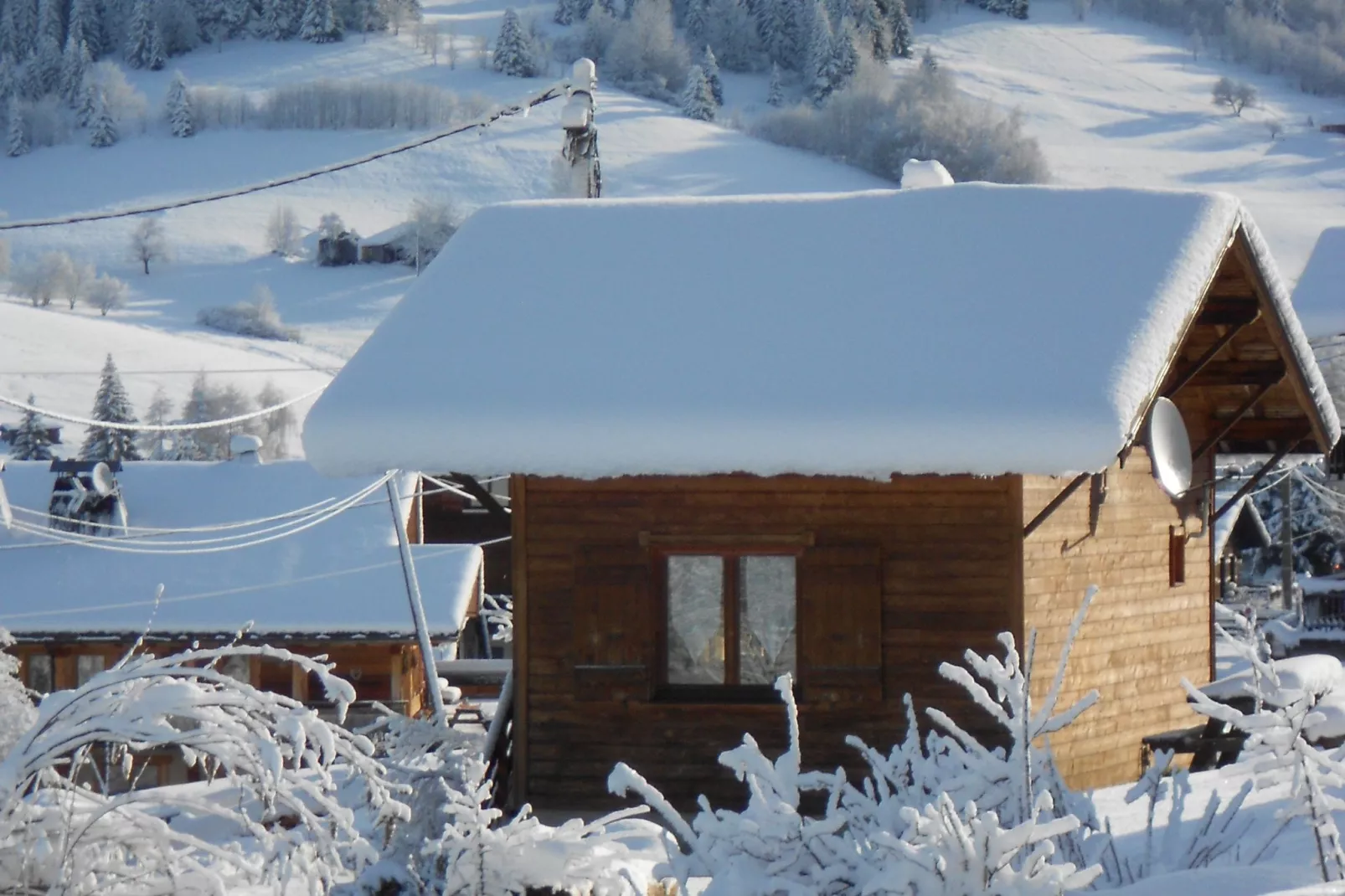 Notre Dame de Bellecombe-Exterior winter