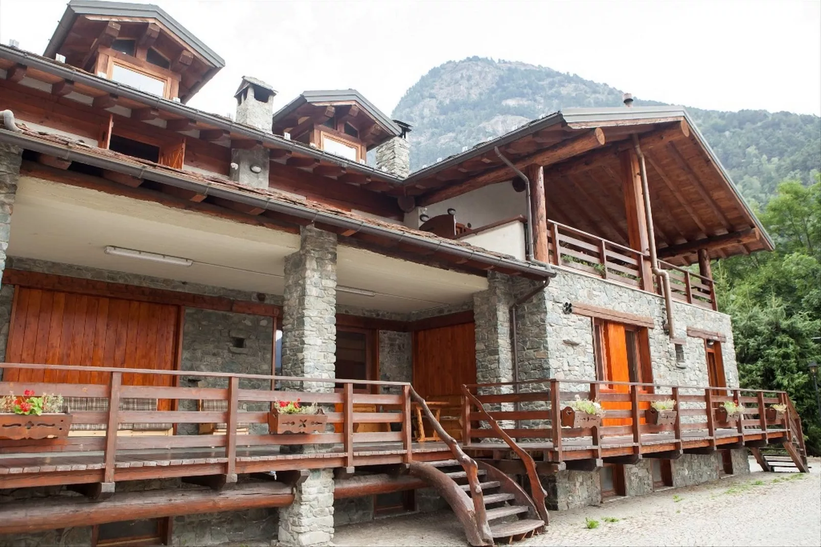Chalet Antey Penta-Exterior summer