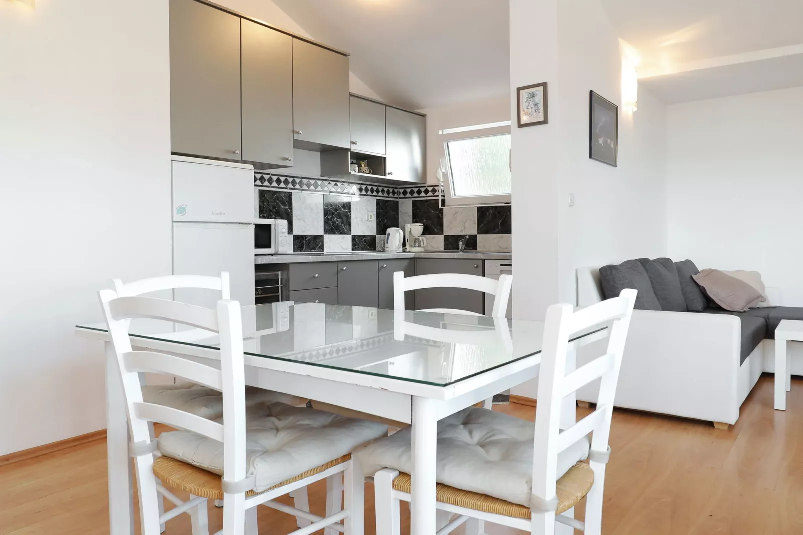 Apartment  Dajana-Dining room