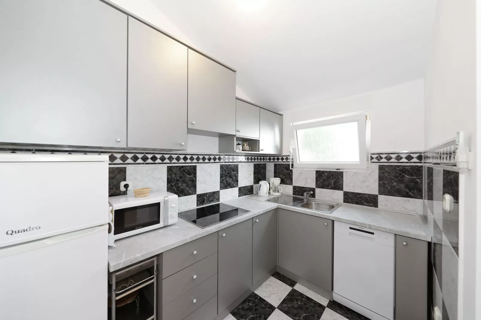 Apartment  Dajana-Kitchen