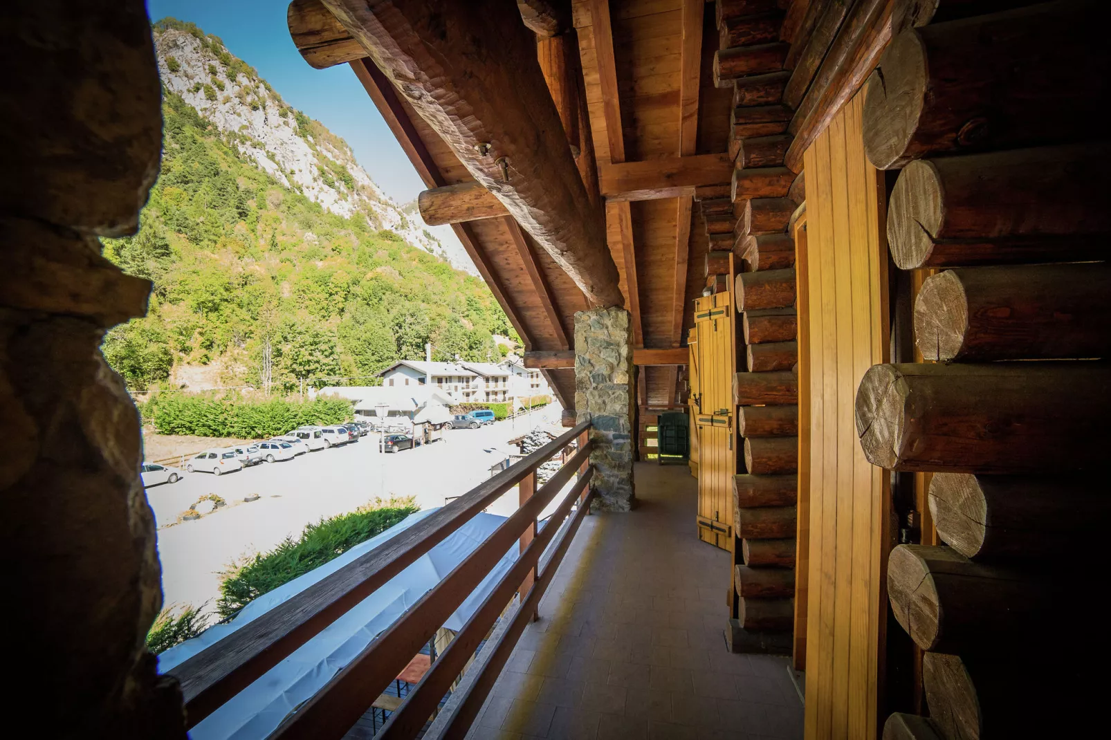 Chalet Antey Penta-View summer