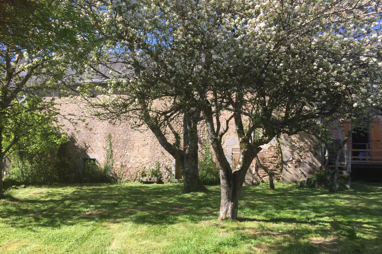Maison de Vacances Gacogne-Gardens summer