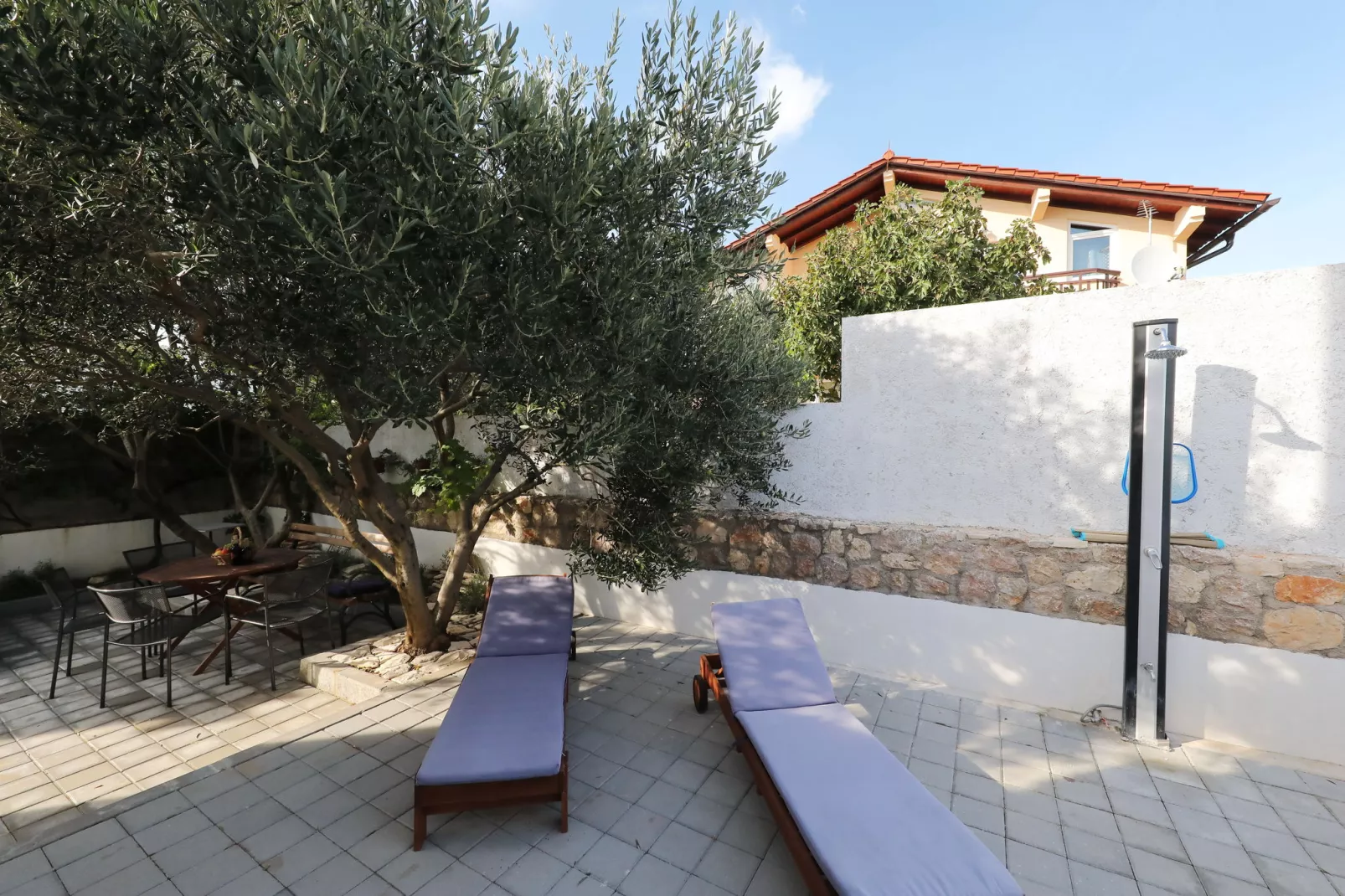 Apartment  Dajana-Gardens summer