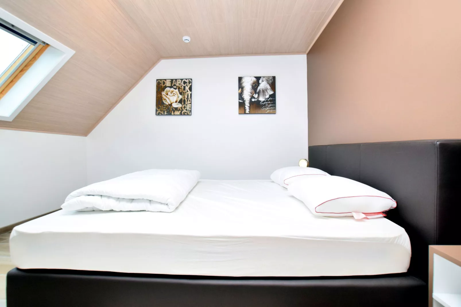Lisière du Bois-Bedroom