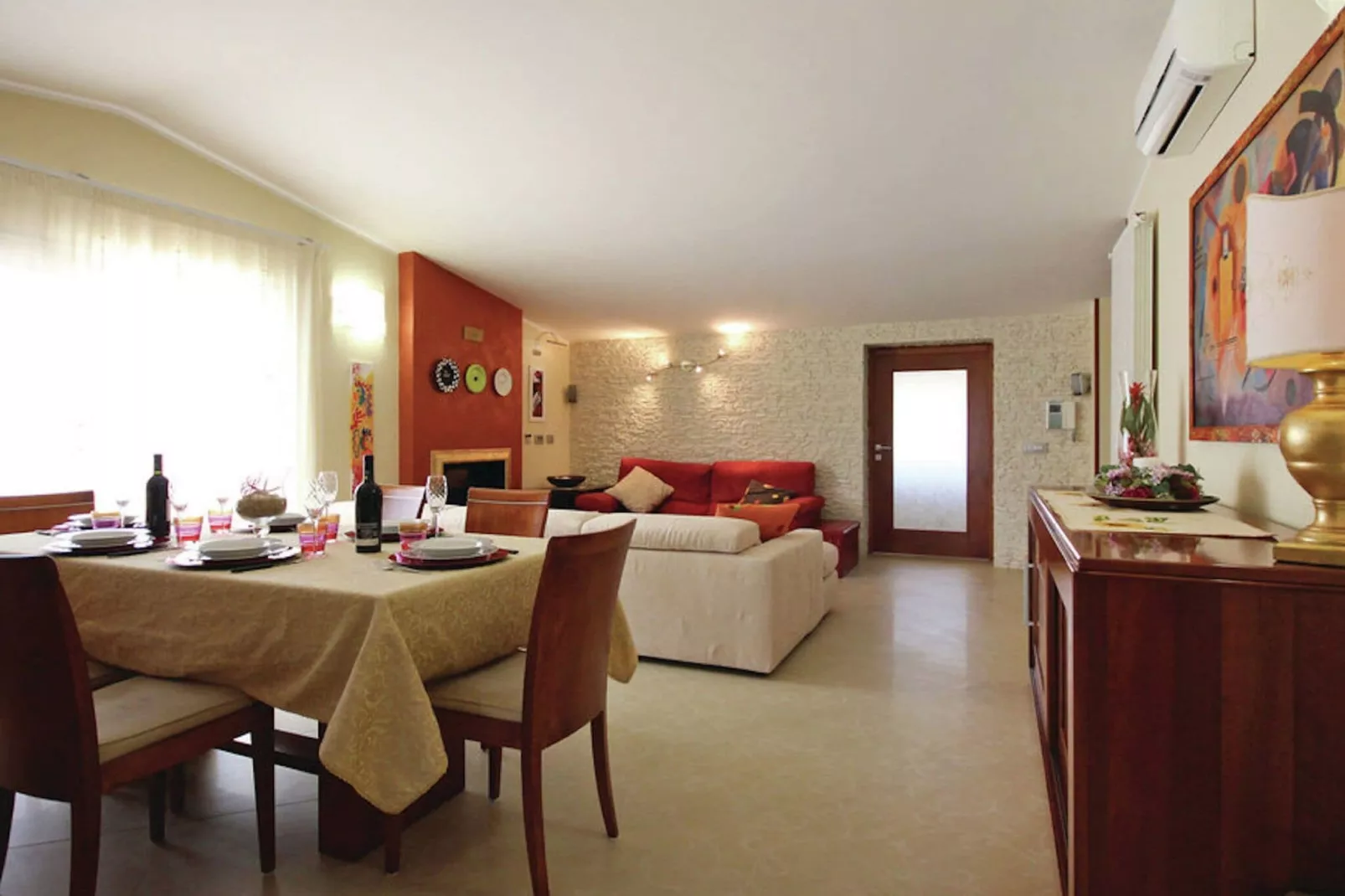 Villa Nereide-Dining room