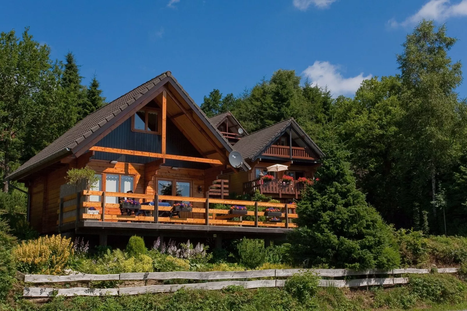 Camping Petite Suisse 5-Exterior summer
