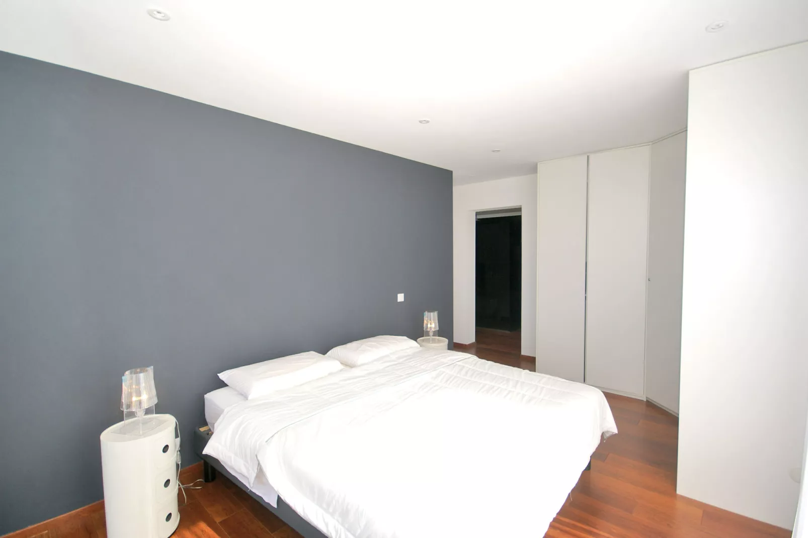 Seaview-Bedroom