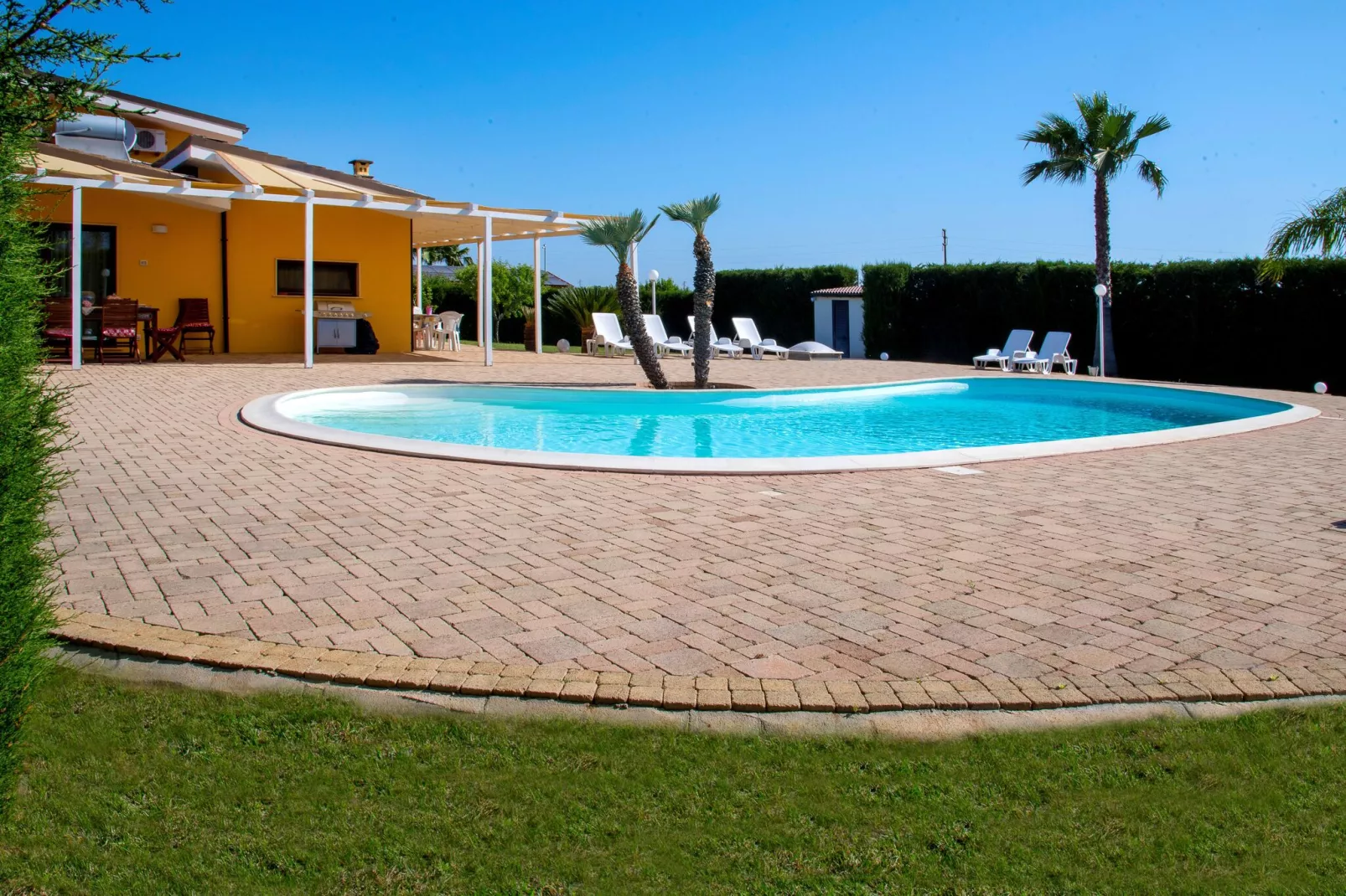 Villa Nereide-Exterior summer