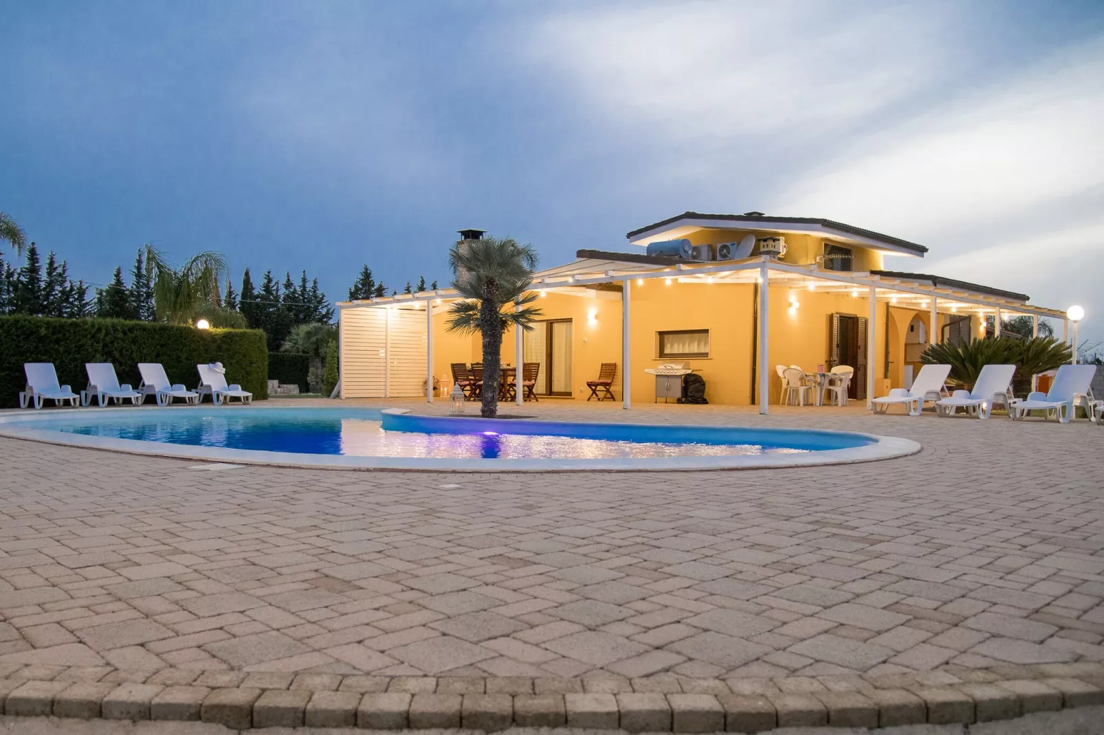 Villa Nereide-Exterior summer
