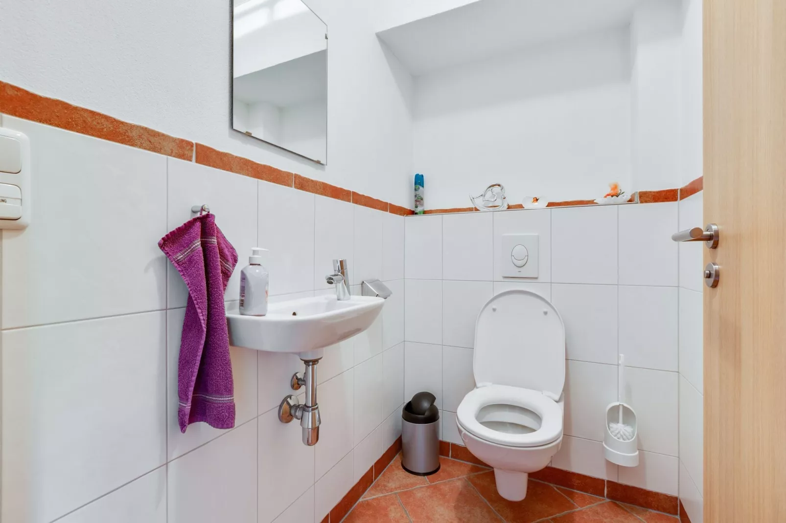 Andrea-Bathroom
