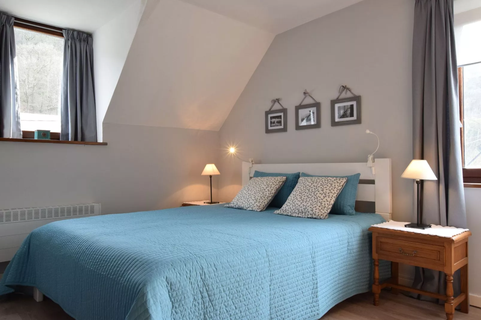 Ô de la roche-Bedroom