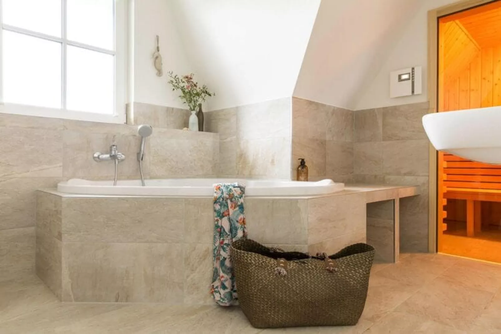 Seeschwalbe 35-Bathroom