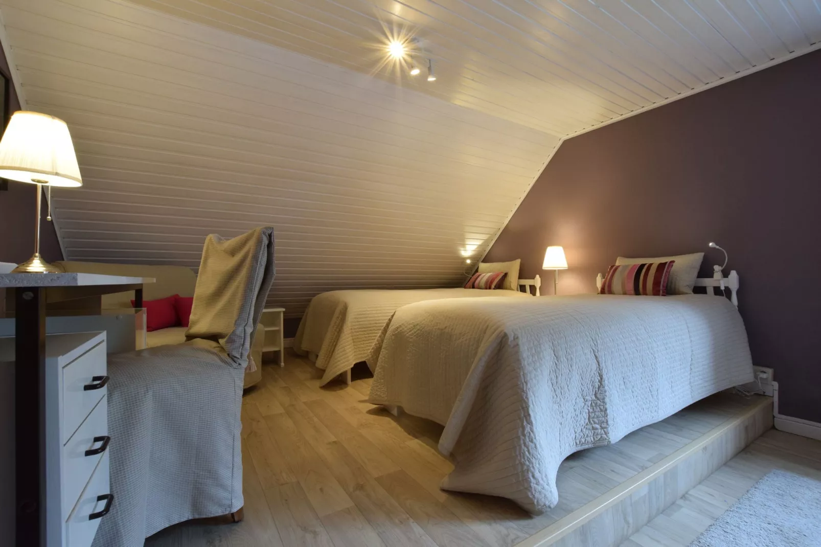 Ô de la roche-Bedroom