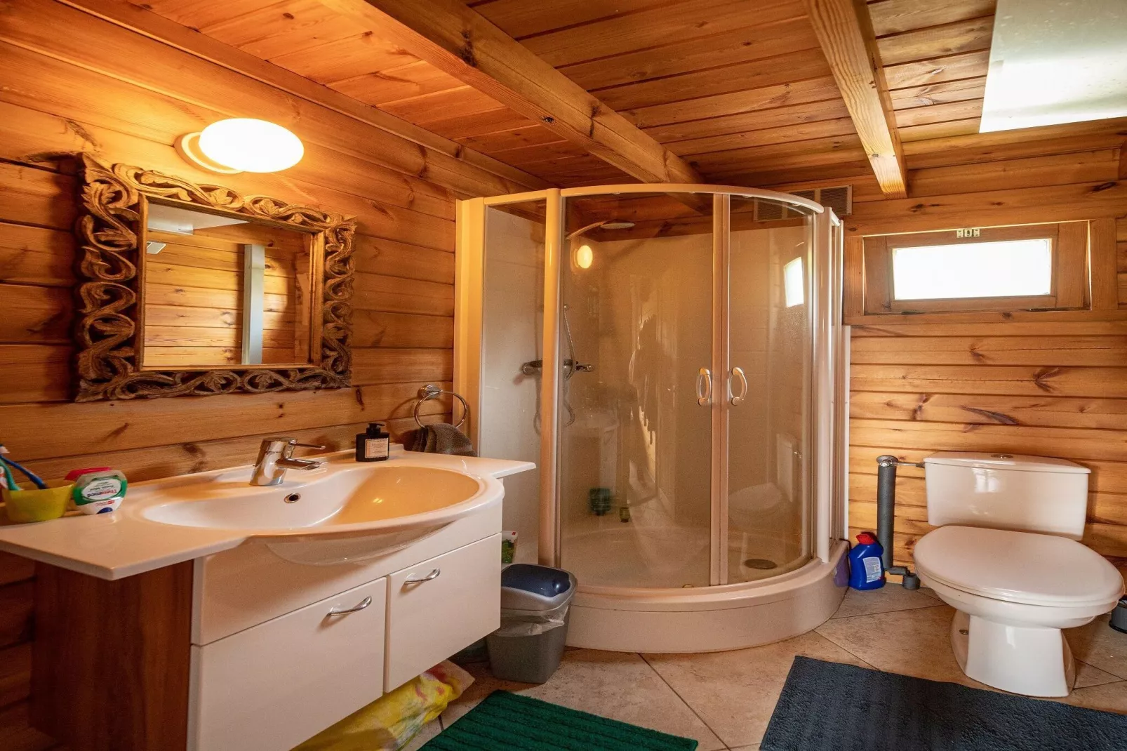 Camping Petite Suisse 6-Bathroom