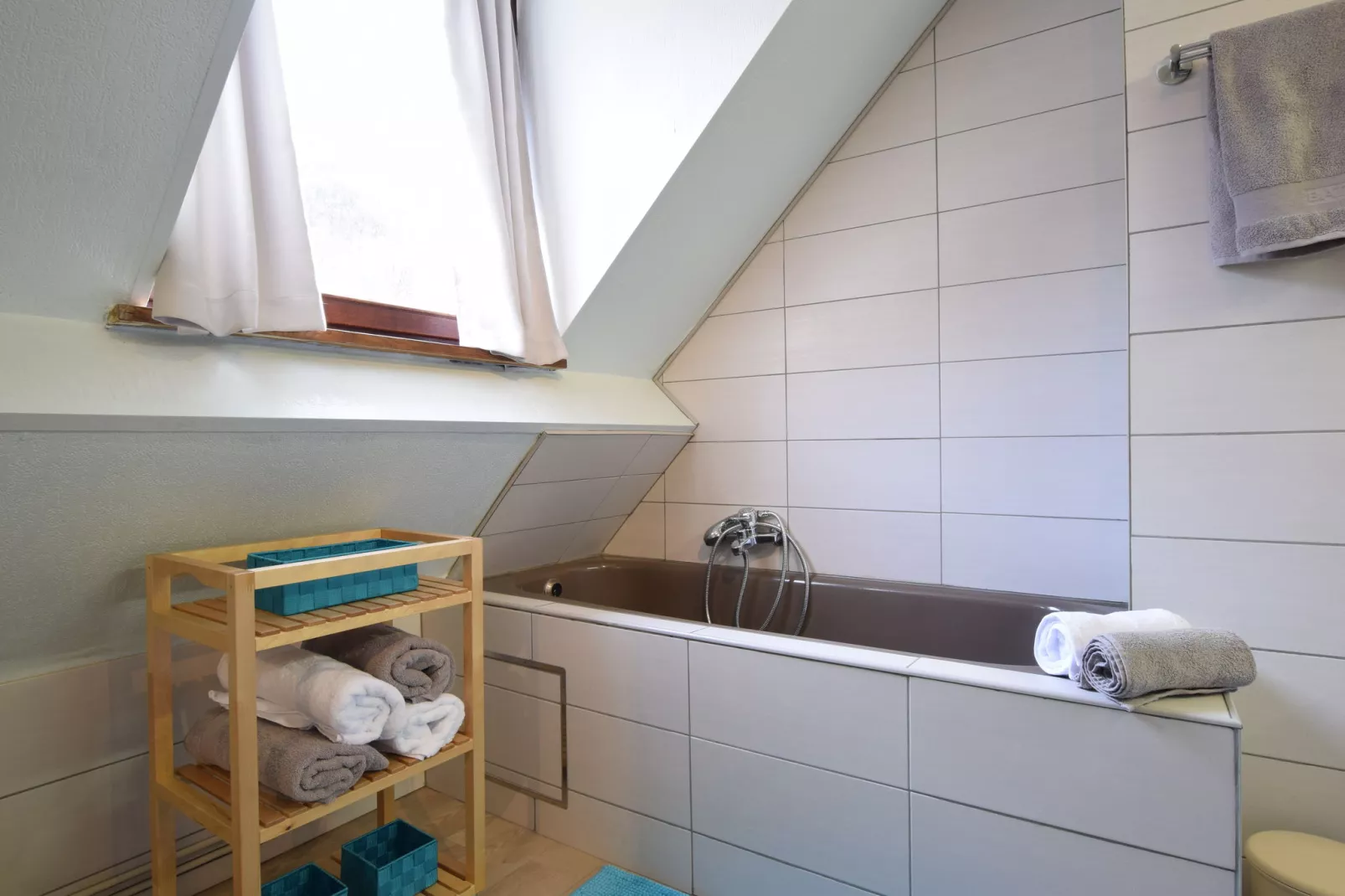 Ô de la roche-Bathroom